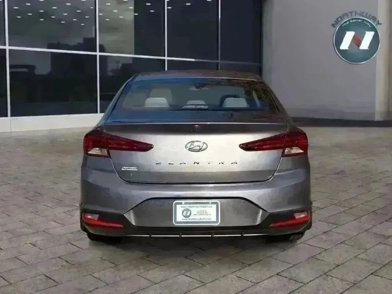 2020 Hyundai Elantra - Image 4 of 12