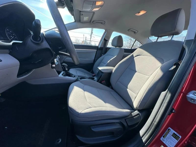 2020 Hyundai Elantra - Image 10 of 12