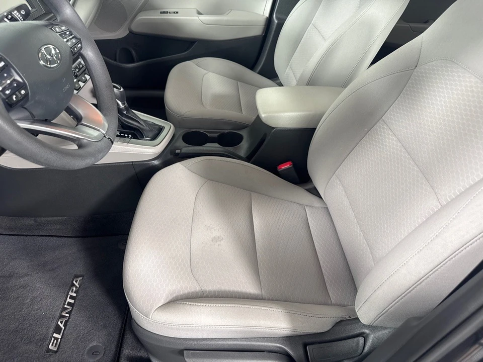 2020 Hyundai Elantra - Image 12 of 12