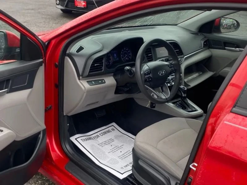 2020 Hyundai Elantra - Image 11 of 12