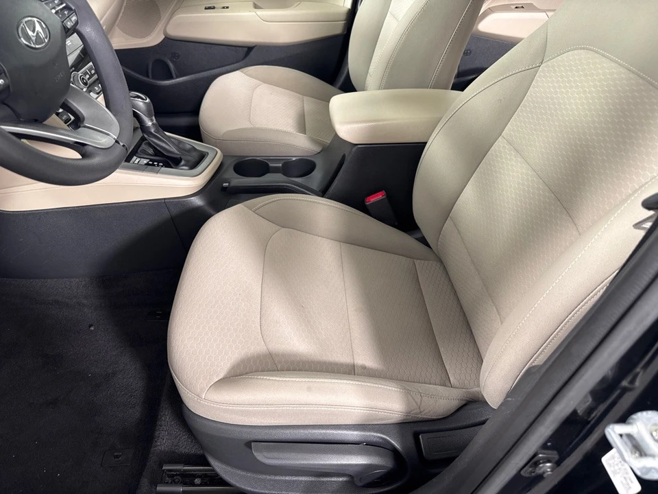 2020 Hyundai Elantra - Image 11 of 12