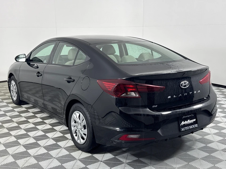 2020 Hyundai Elantra - Image 6 of 12
