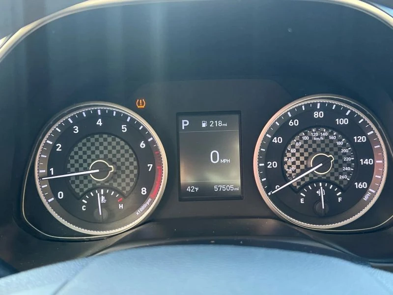 2020 Hyundai Elantra - Image 11 of 12