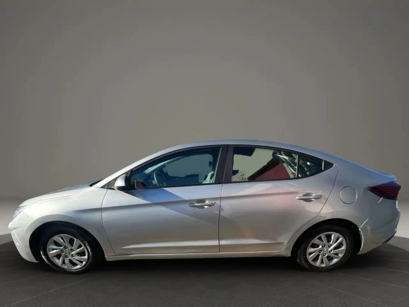 2020 Hyundai Elantra - Image 8 of 12