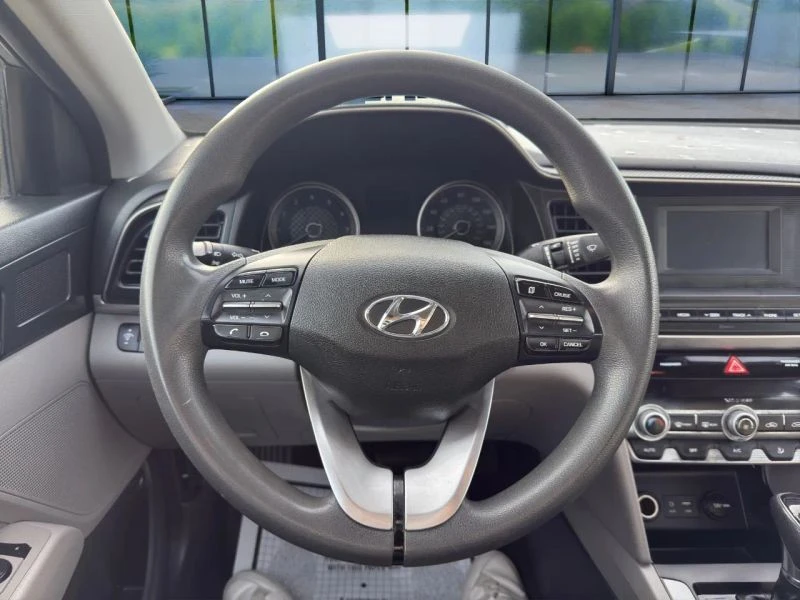 2020 Hyundai Elantra - Image 10 of 12