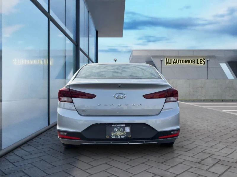 2020 Hyundai Elantra - Image 6 of 12