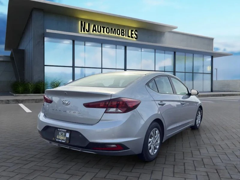 2020 Hyundai Elantra - Image 7 of 12