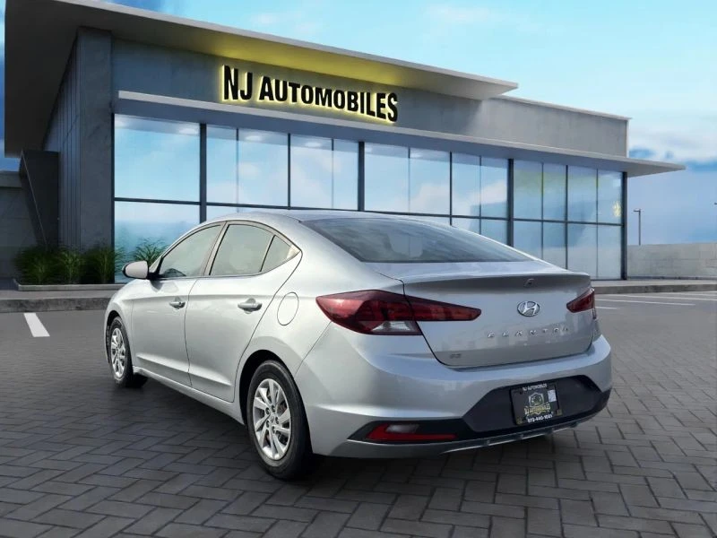 2020 Hyundai Elantra - Image 5 of 12