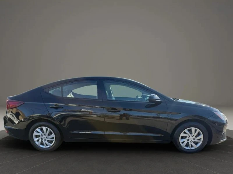 2020 Hyundai Elantra - Image 4 of 12