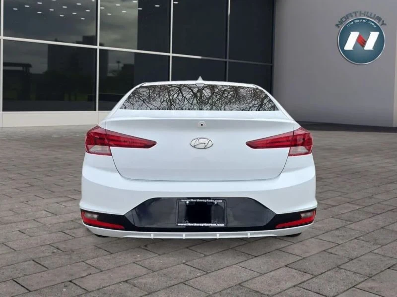 2020 Hyundai Elantra - Image 4 of 12