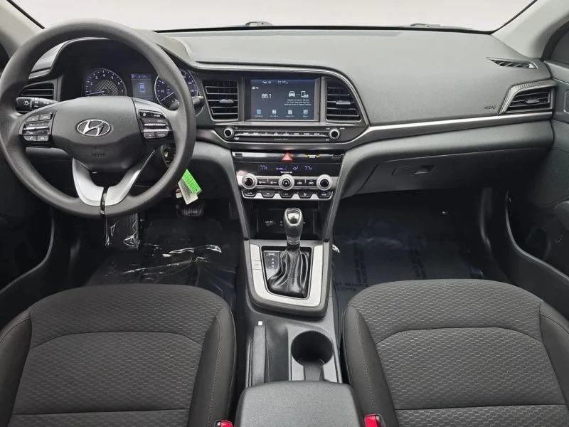 2020 Hyundai Elantra - Image 10 of 12