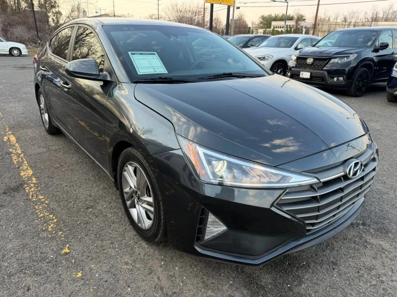 2020 Hyundai Elantra - Image 4 of 12
