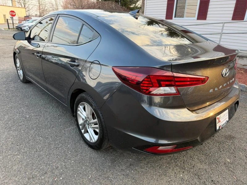 2020 Hyundai Elantra - Image 2 of 12