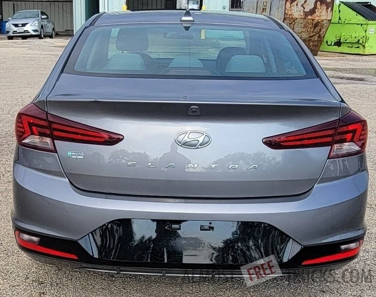 2020 Hyundai Elantra - Image 6 of 12