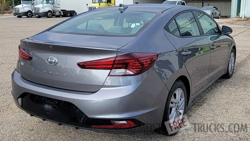 2020 Hyundai Elantra - Image 8 of 12