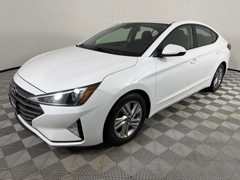 2020 Hyundai Elantra - Image 9 of 26