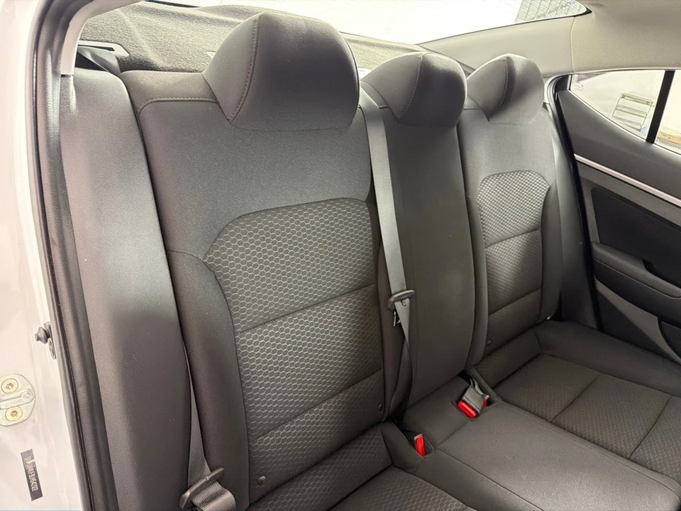 2020 Hyundai Elantra - Image 22 of 26