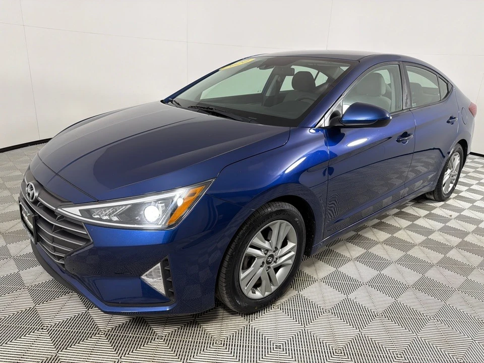 2020 Hyundai Elantra - Image 8 of 21
