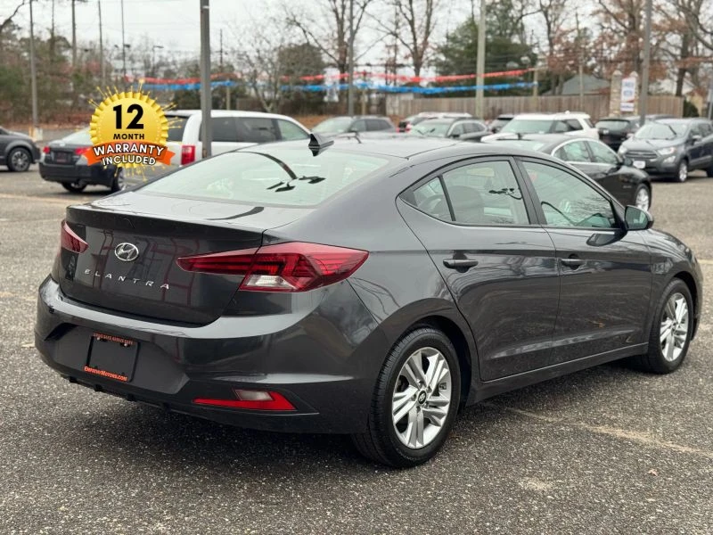 2020 Hyundai Elantra - Image 8 of 12