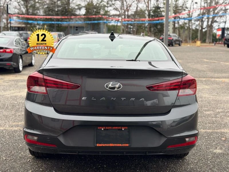 2020 Hyundai Elantra - Image 7 of 12