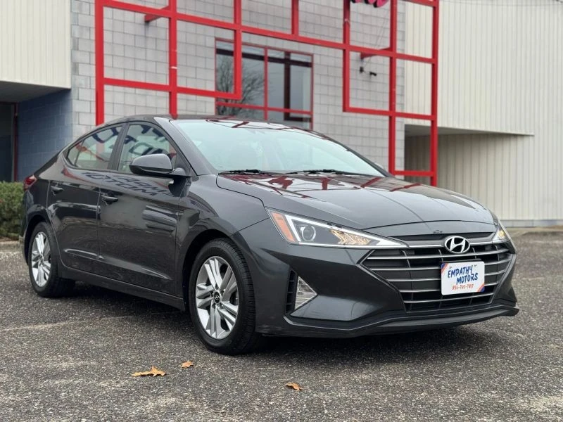 2020 Hyundai Elantra - Image 9 of 12