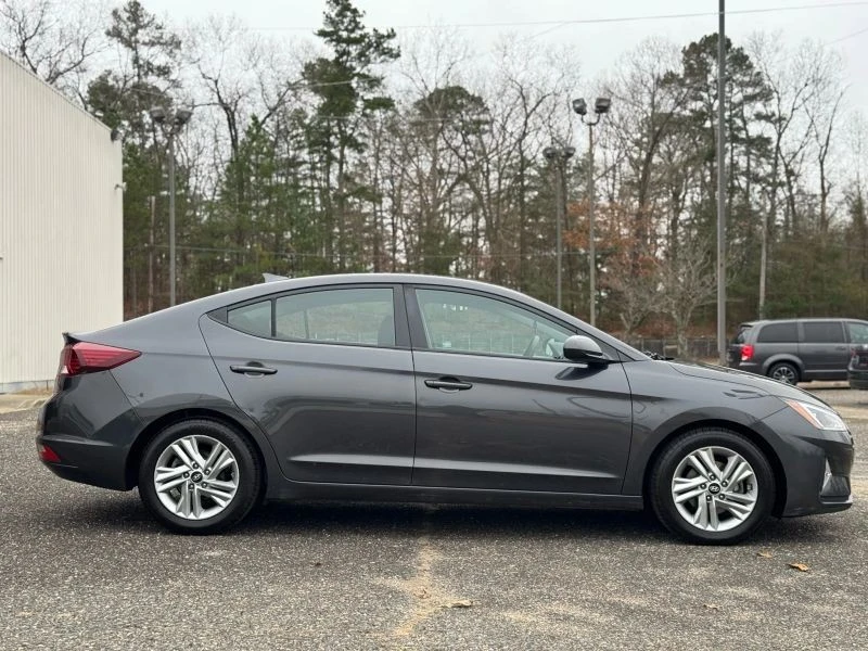 2020 Hyundai Elantra - Image 5 of 12