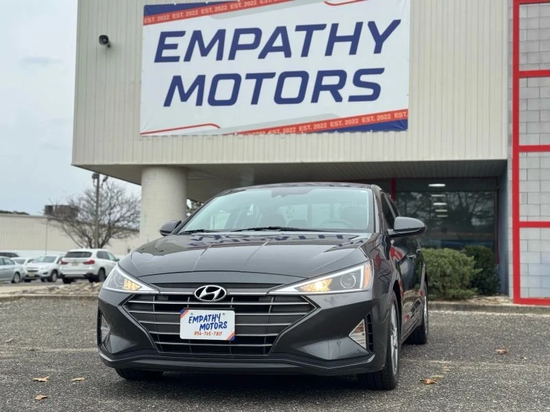 2020 Hyundai Elantra - Image 8 of 12