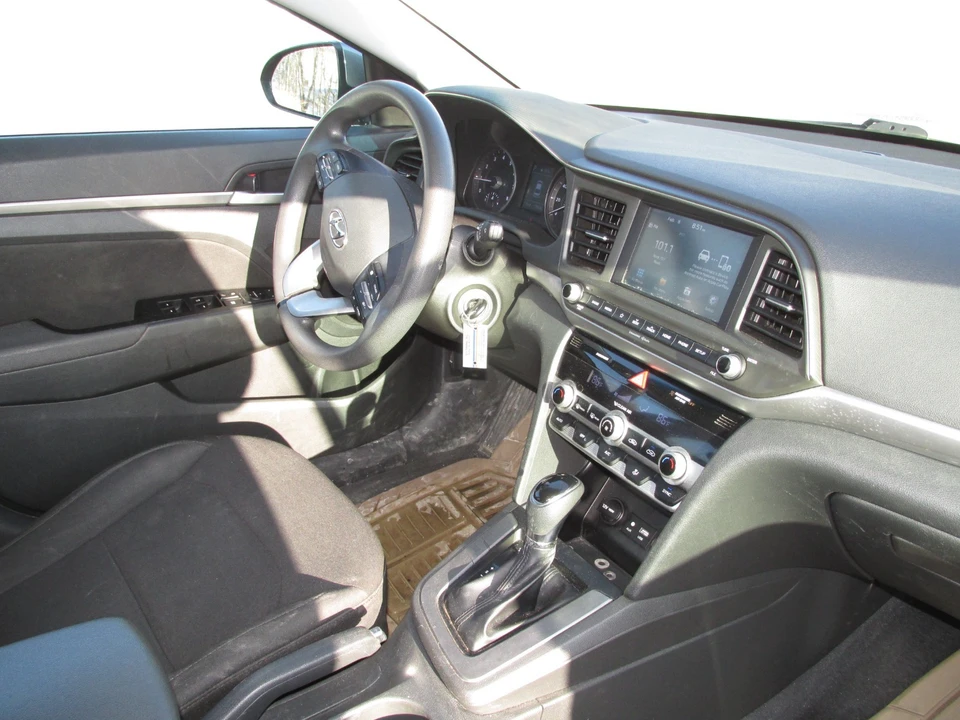 2020 Hyundai Elantra - Image 19 of 21