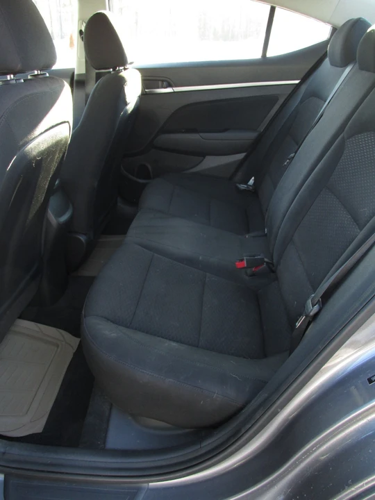2020 Hyundai Elantra - Image 16 of 21