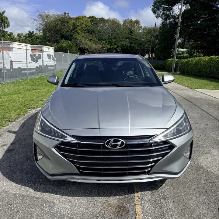 2020 Hyundai Elantra - Image 2 of 16