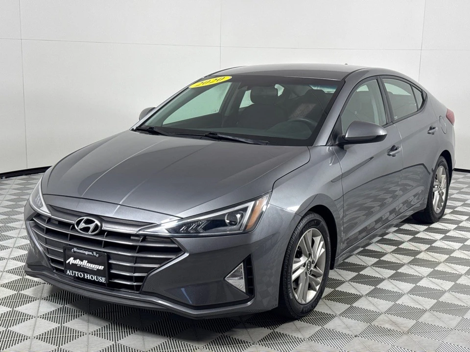 2020 Hyundai Elantra - Image 11 of 12