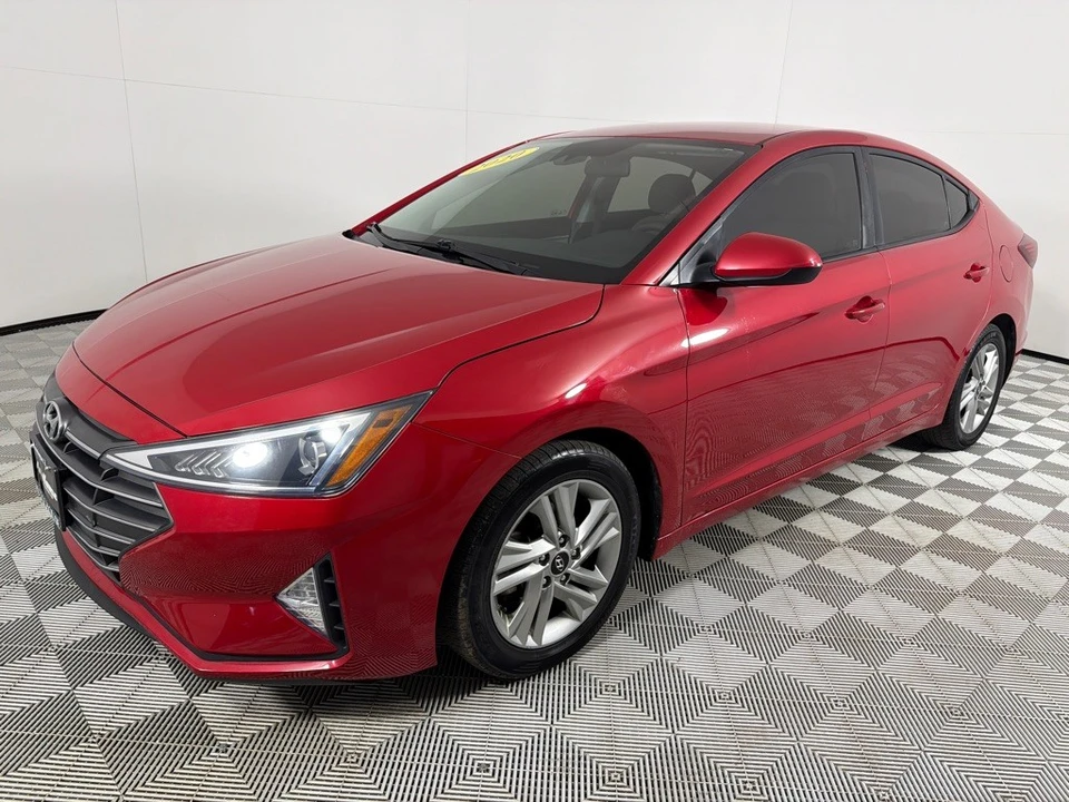 2020 Hyundai Elantra - Image 9 of 21