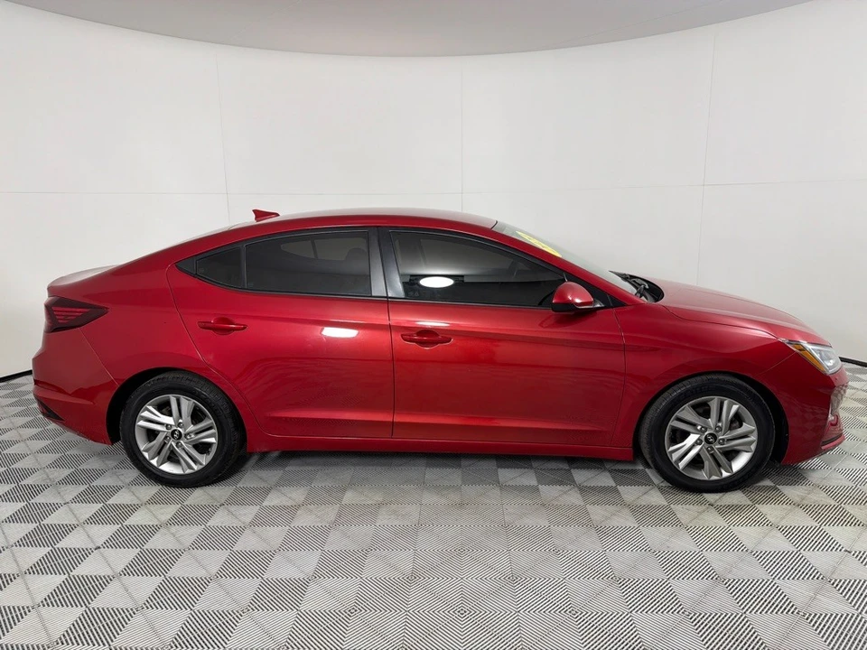 2020 Hyundai Elantra - Image 4 of 21