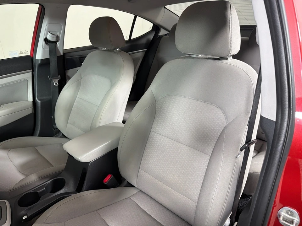2020 Hyundai Elantra - Image 12 of 21