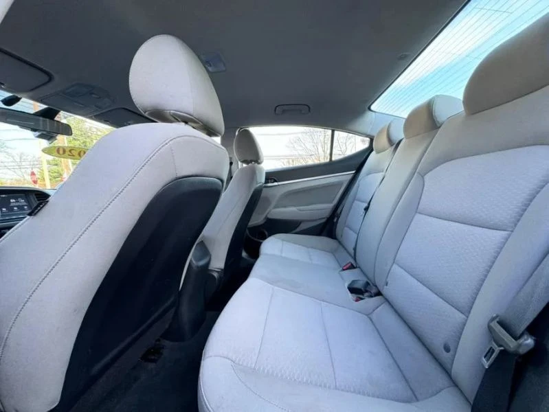 2020 Hyundai Elantra - Image 9 of 12