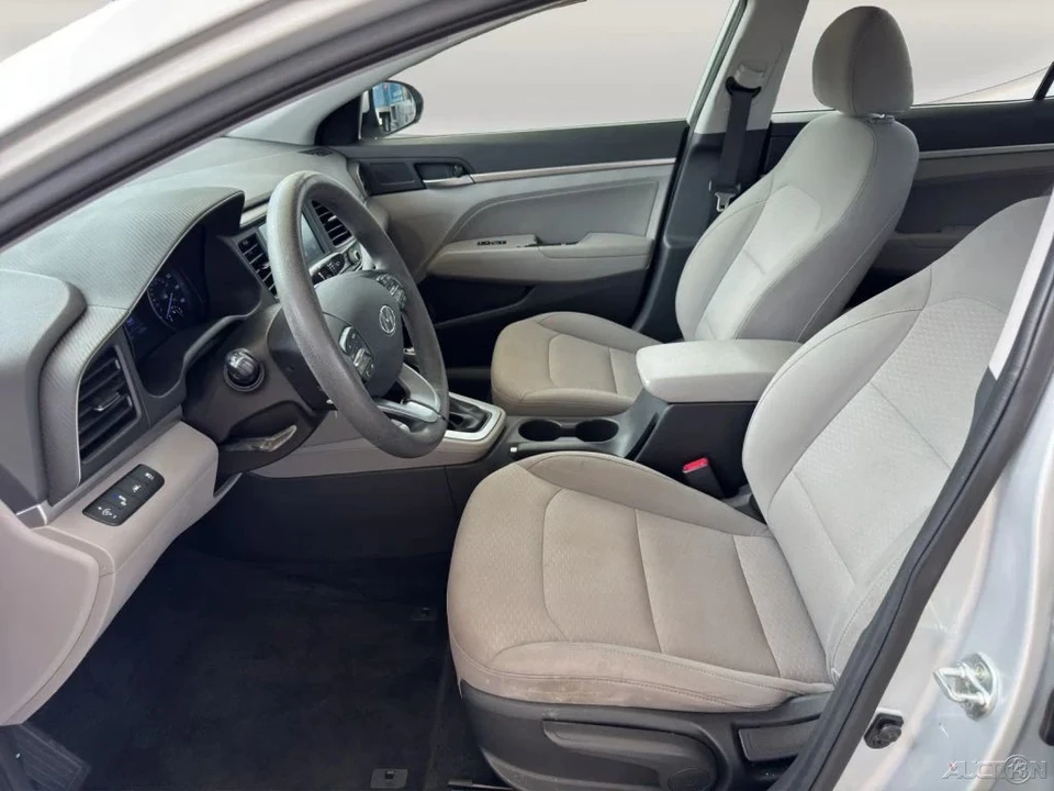 2020 Hyundai Elantra - Image 8 of 21