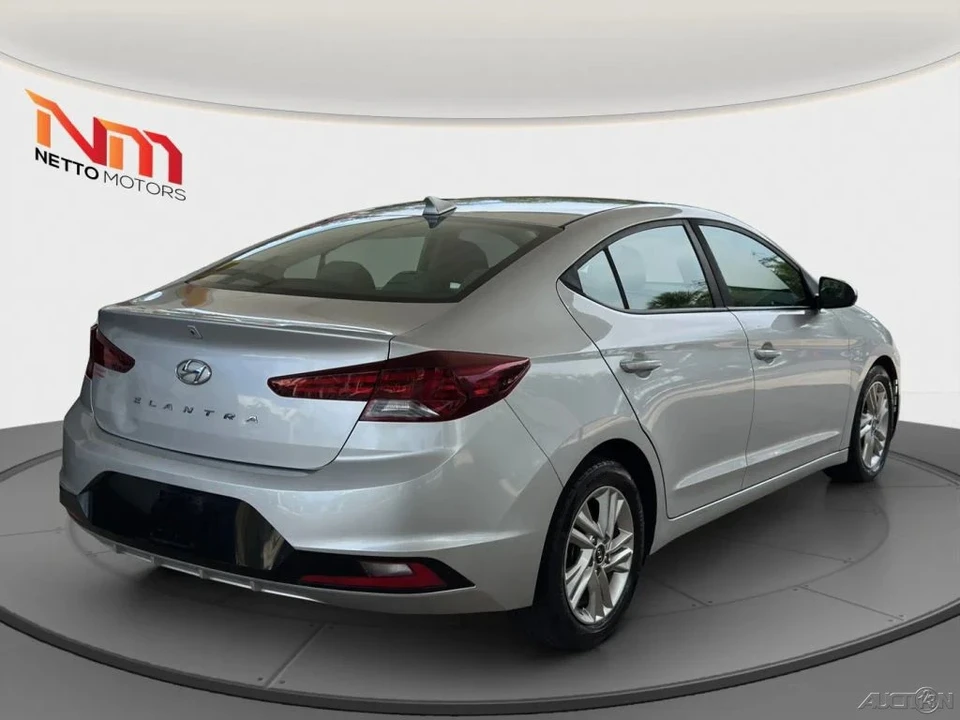 2020 Hyundai Elantra - Image 5 of 21