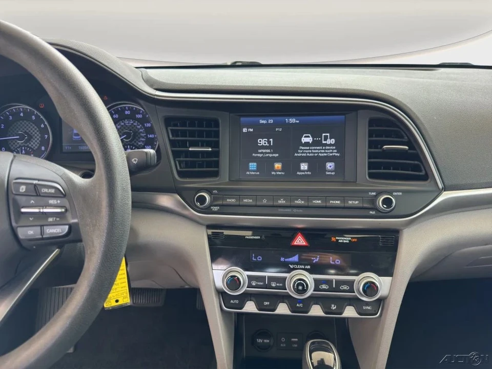 2020 Hyundai Elantra - Image 16 of 21