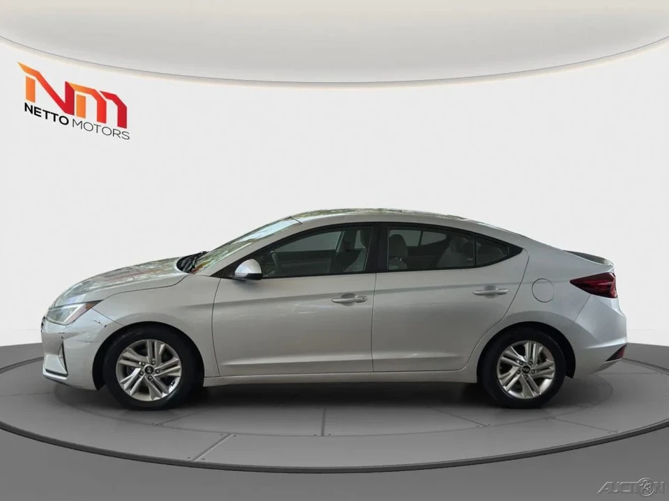 2020 Hyundai Elantra - Image 2 of 21