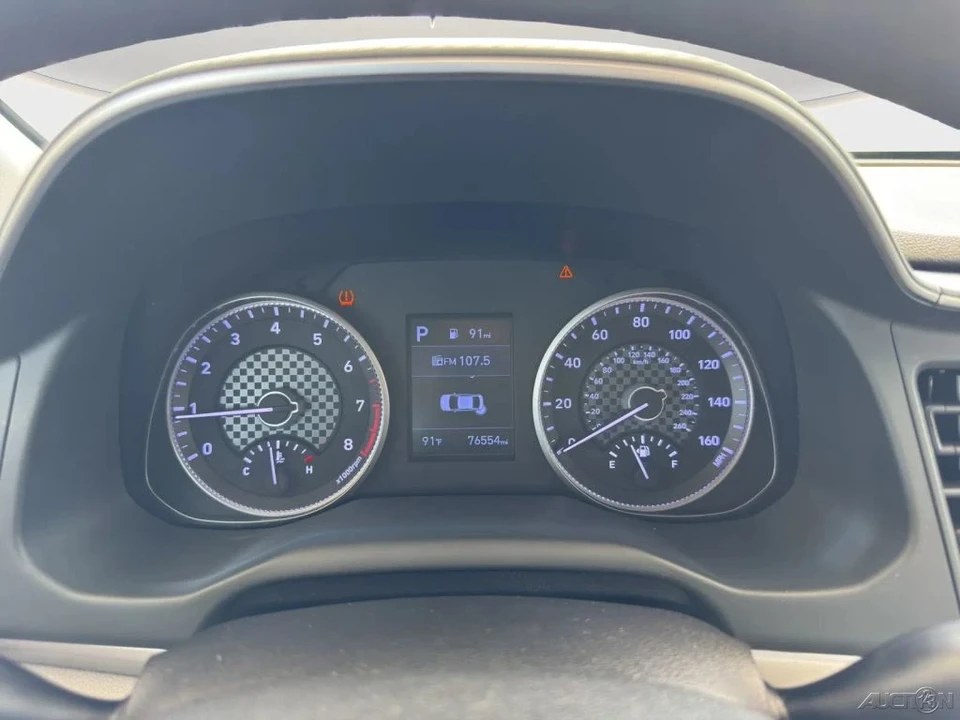 2020 Hyundai Elantra - Image 11 of 21