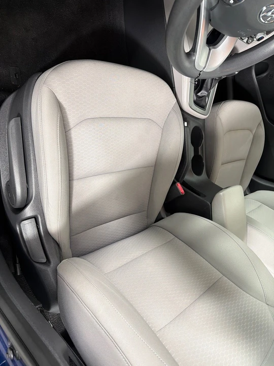 2020 Hyundai Elantra - Image 9 of 21