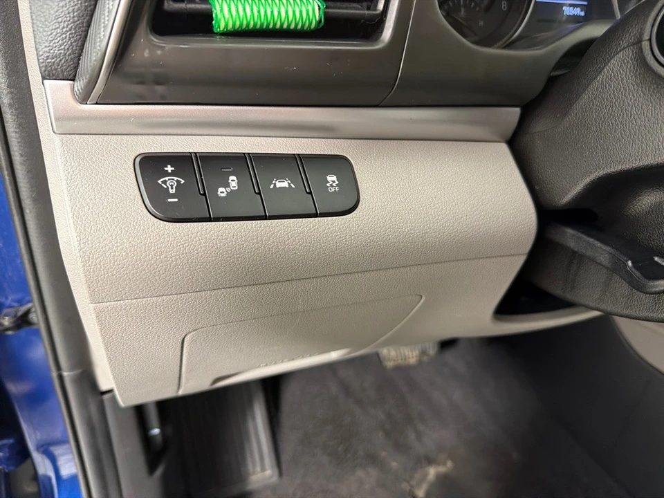 2020 Hyundai Elantra - Image 11 of 12