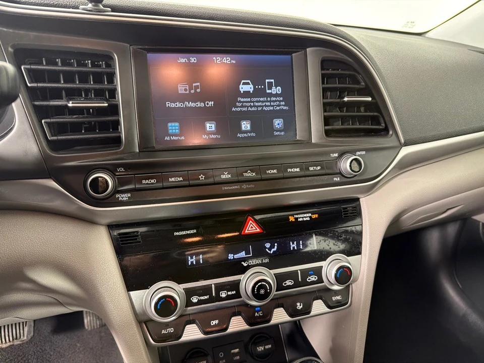 2020 Hyundai Elantra - Image 13 of 21