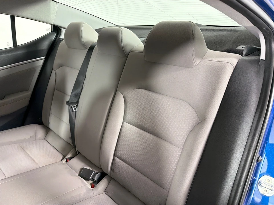 2020 Hyundai Elantra - Image 17 of 21
