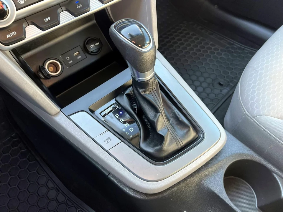 2020 Hyundai Elantra - Image 20 of 21