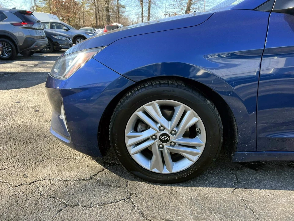 2020 Hyundai Elantra - Image 8 of 21