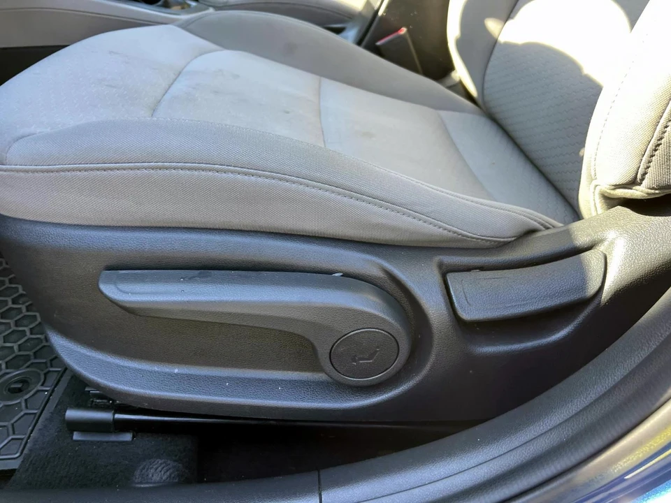 2020 Hyundai Elantra - Image 18 of 21