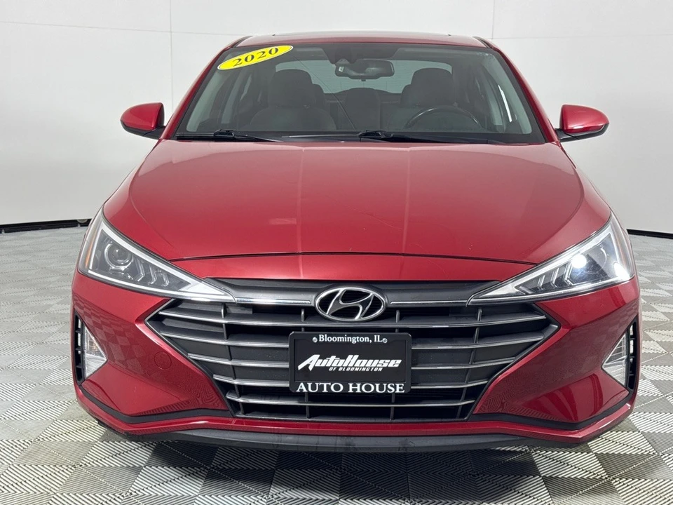 2020 Hyundai Elantra - Image 10 of 12