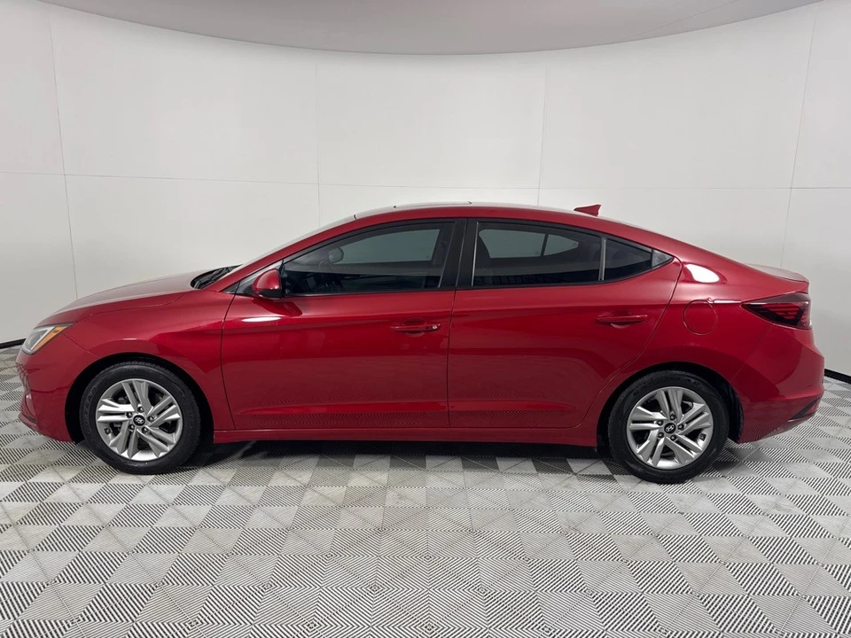 2020 Hyundai Elantra - Image 7 of 12
