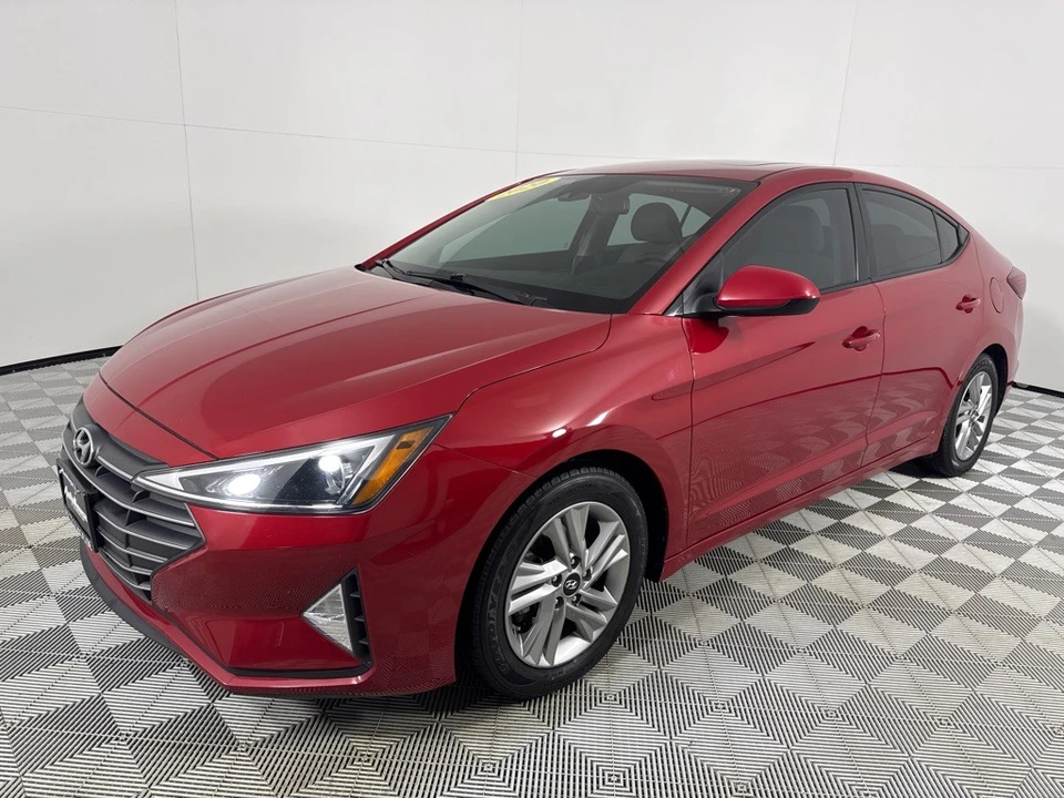 2020 Hyundai Elantra - Image 8 of 12